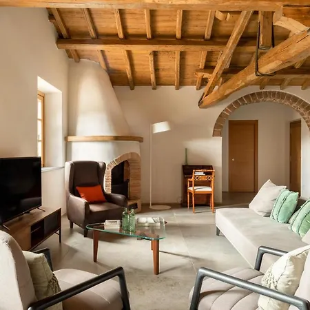 Antico Borgo Molino 7cento Vicino Ai Giardini Di Ninfa Resort